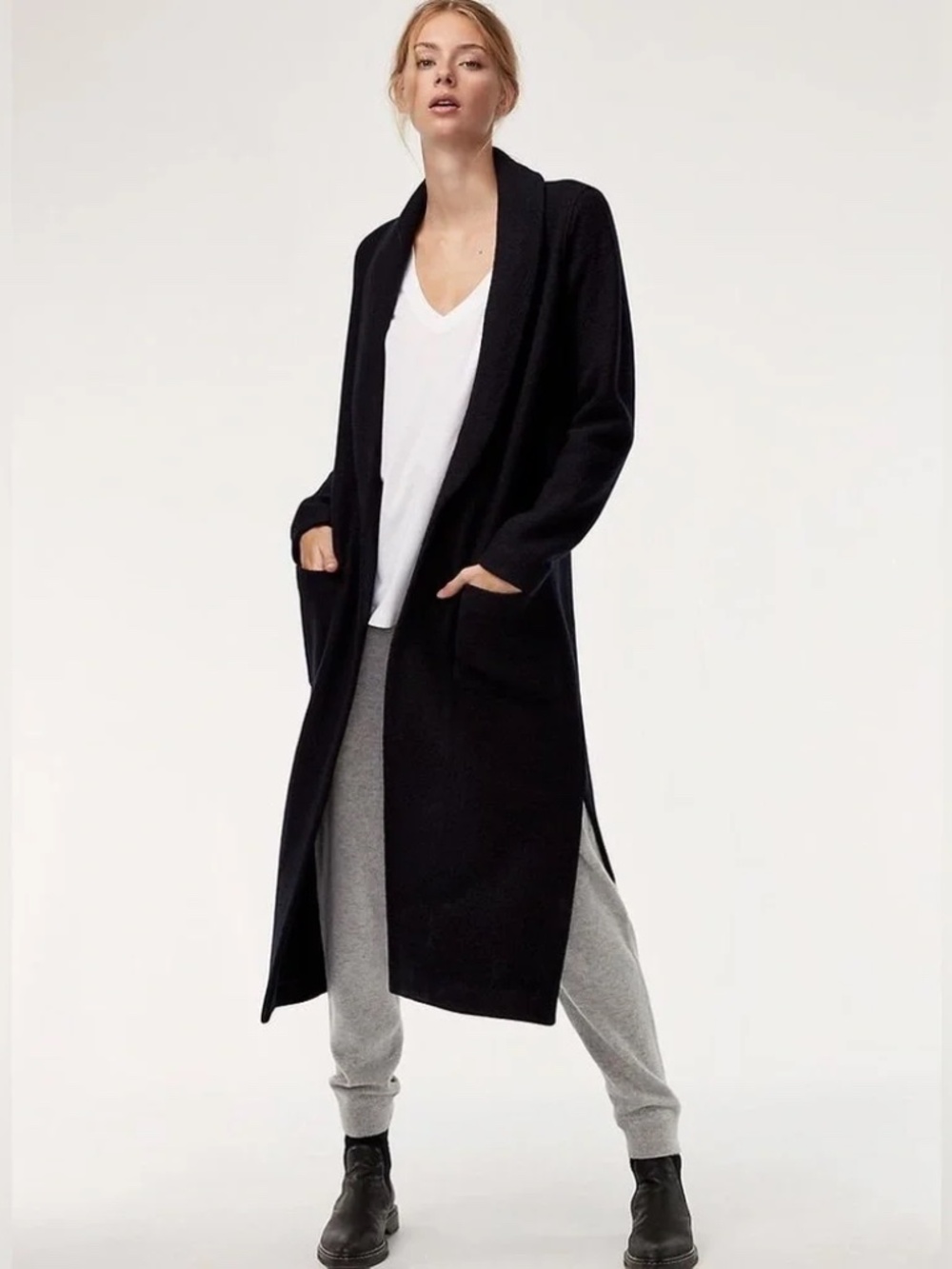 The Group by Babaton Luxe Lounge 100% Merino Wool Jacket Open Front Black Size L